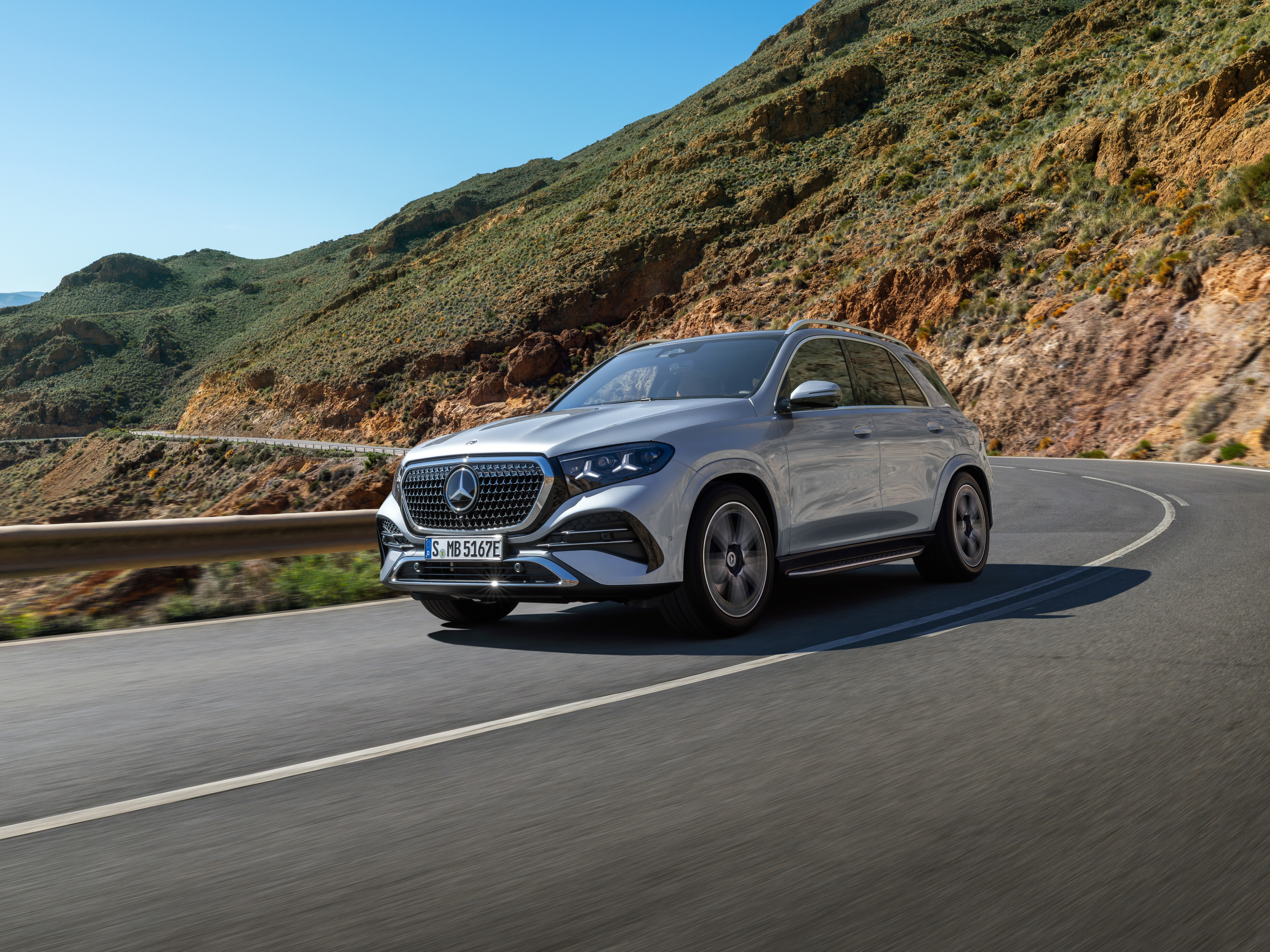 Mercedes-Benz GLE SUV.