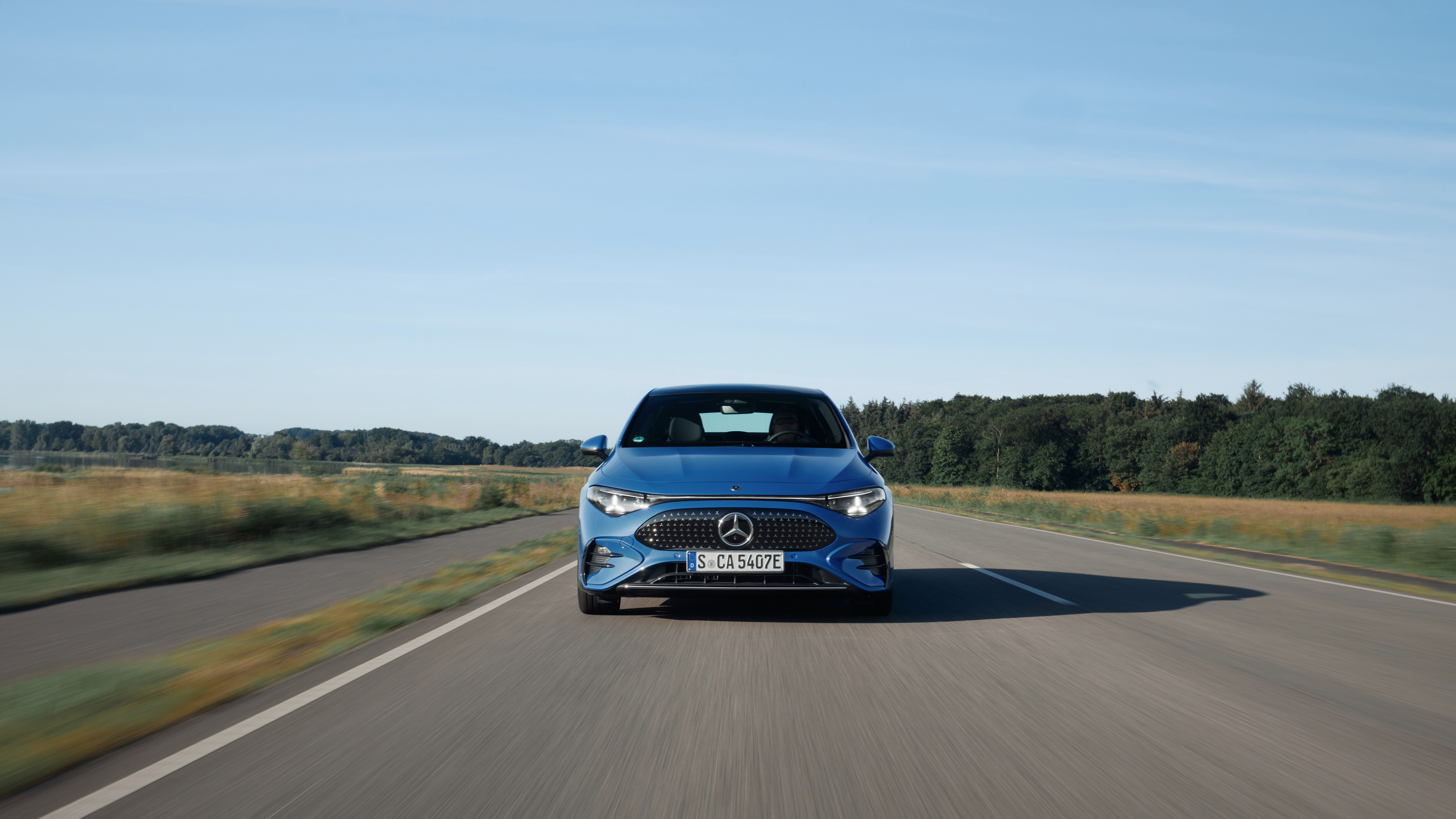 Mercedes-Benz CLA Electric front view