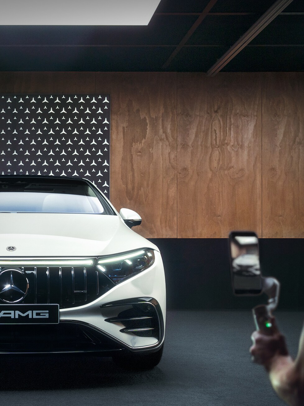 Mercedes-Benz Digital Showroom
