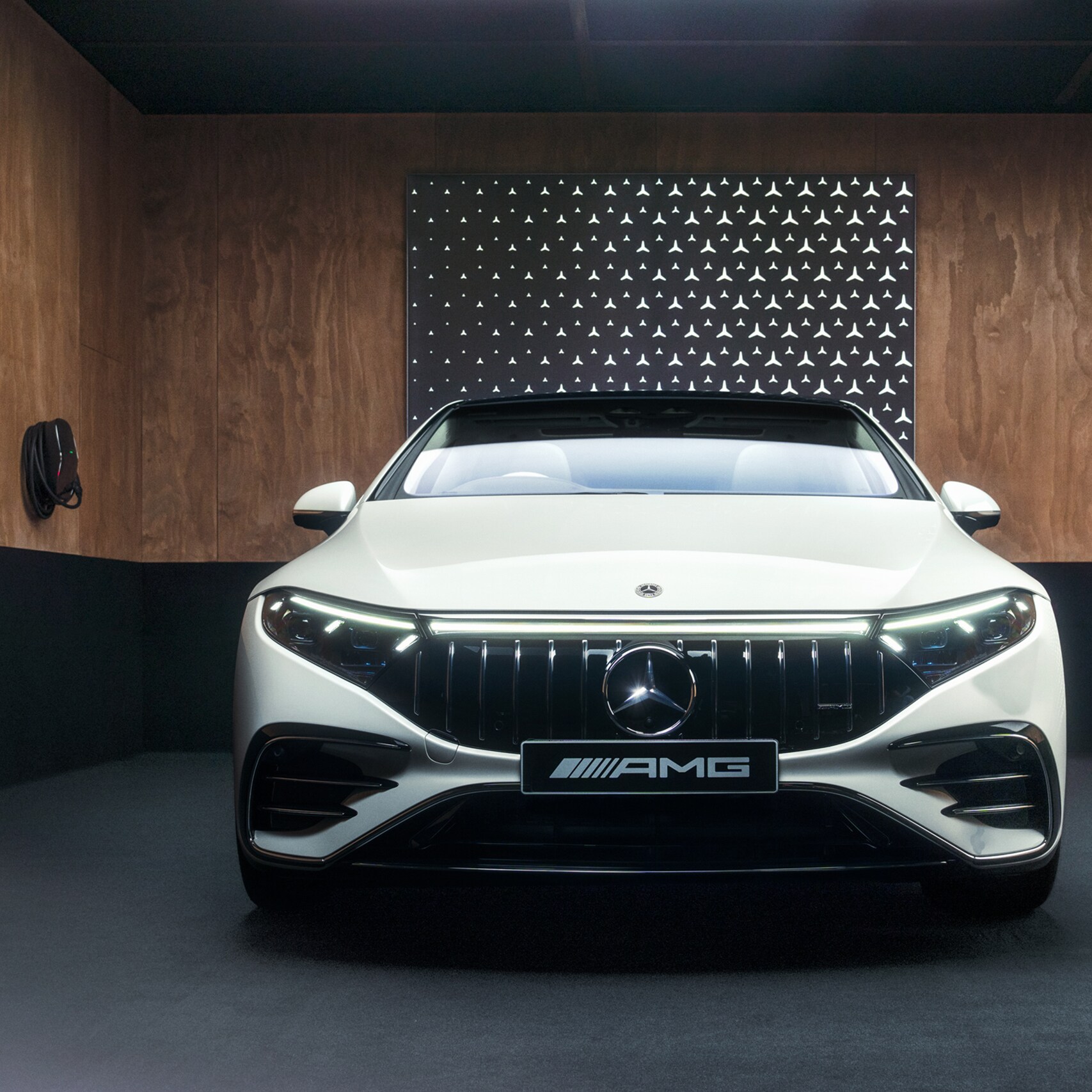 Mercedes-Benz Digital Showroom