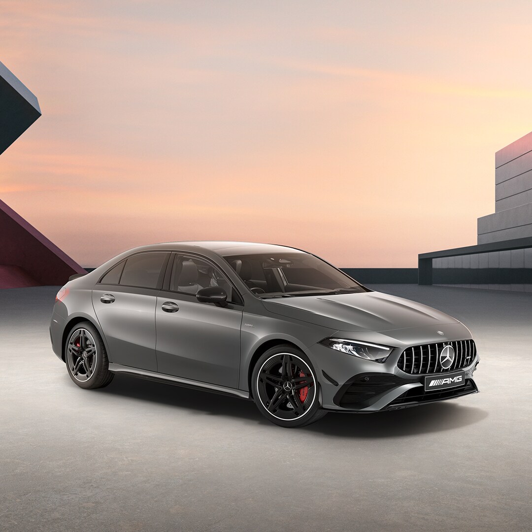 A 35 SEDAN EDITION R