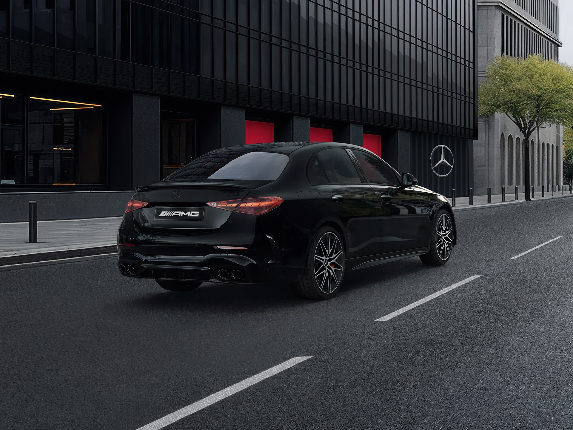 Rear review of the Mercedes-AMG C43 Edition R+.