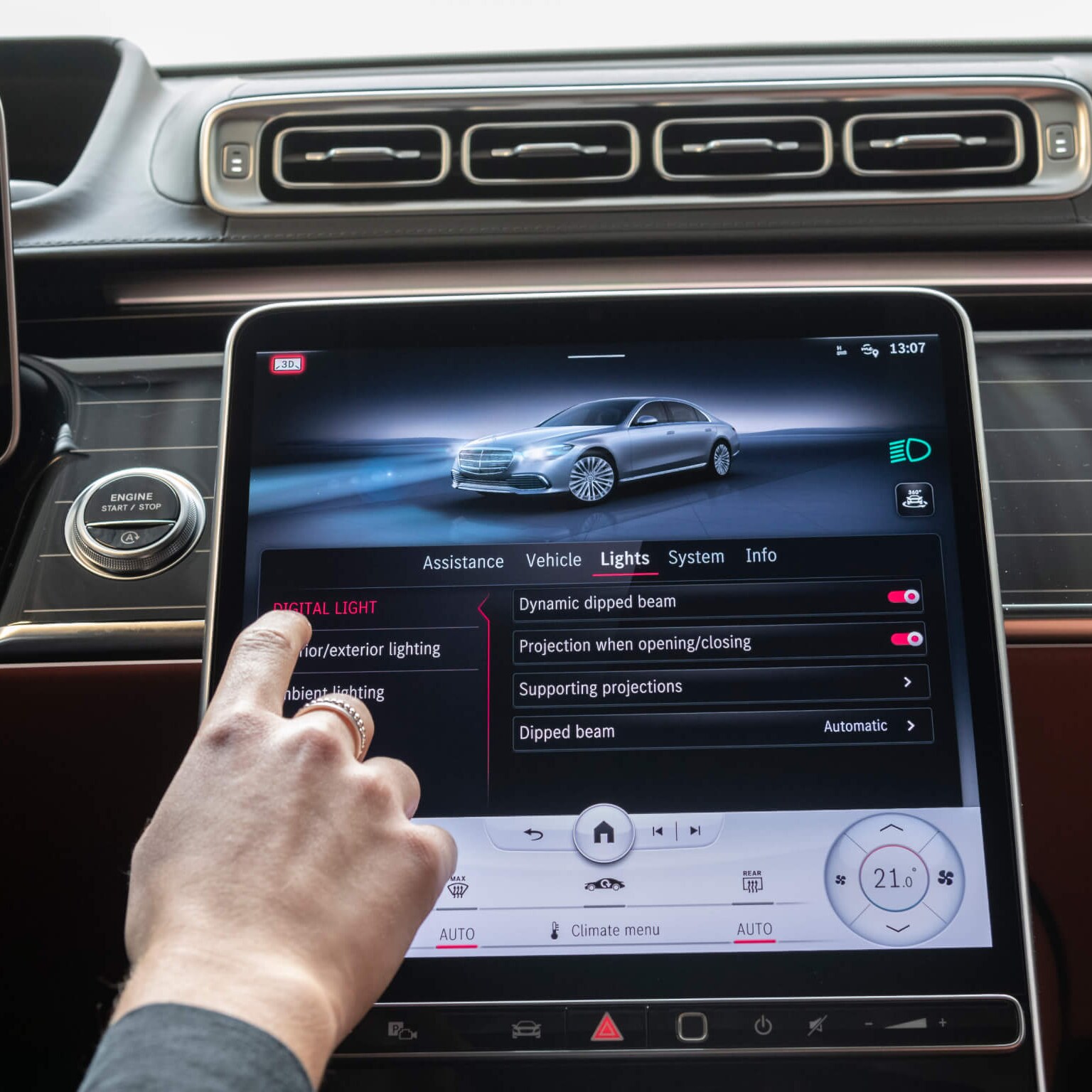 Mercedes-Benz S-Class interior technology