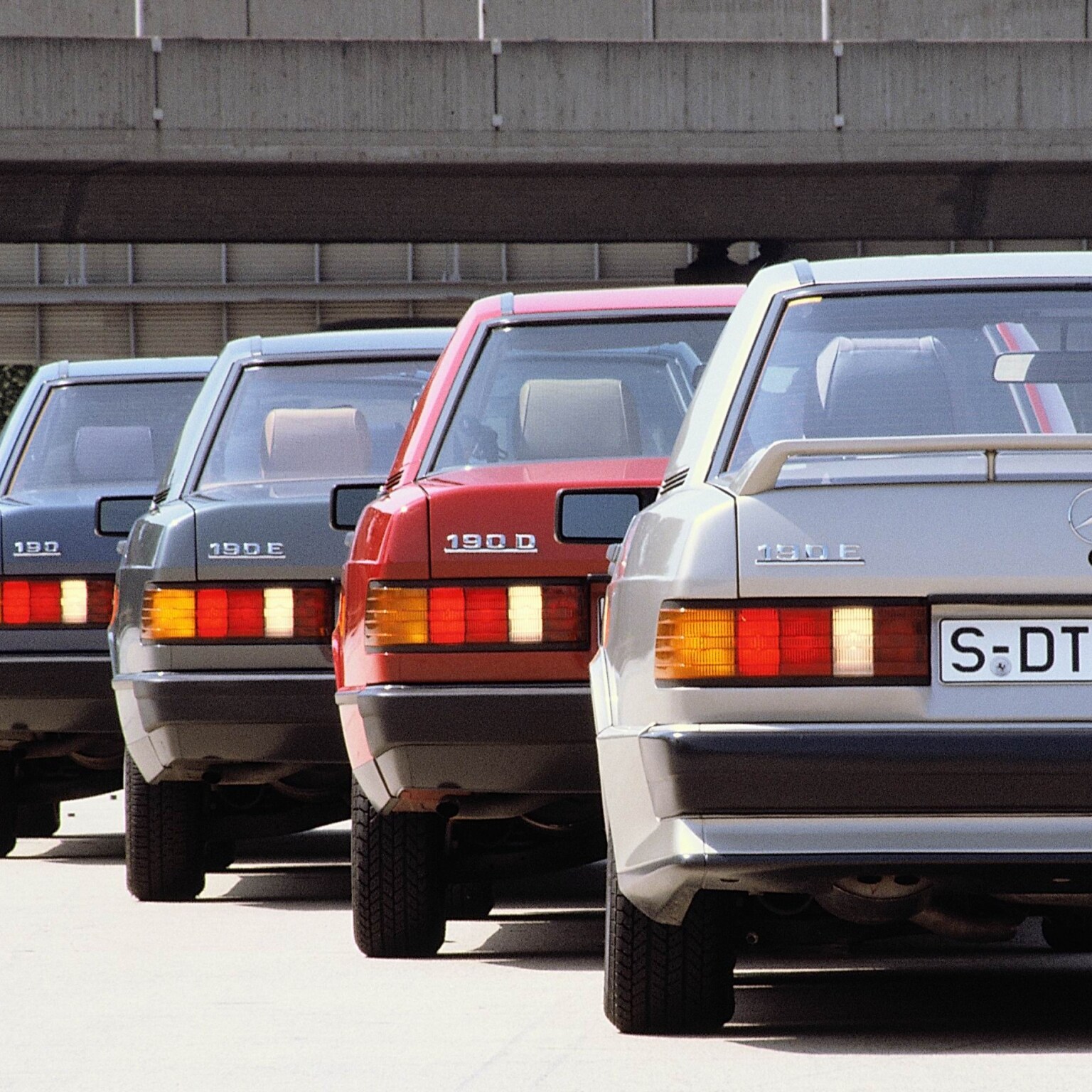 Mercedes-Benz W 201 series, models 190, 190 E, 190 D and 190 E 2.3-16