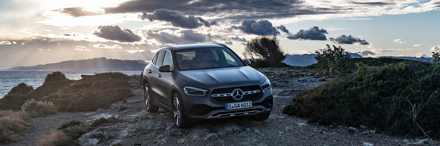 Mercedes-Benz GLA Mercedes-Benz GLA