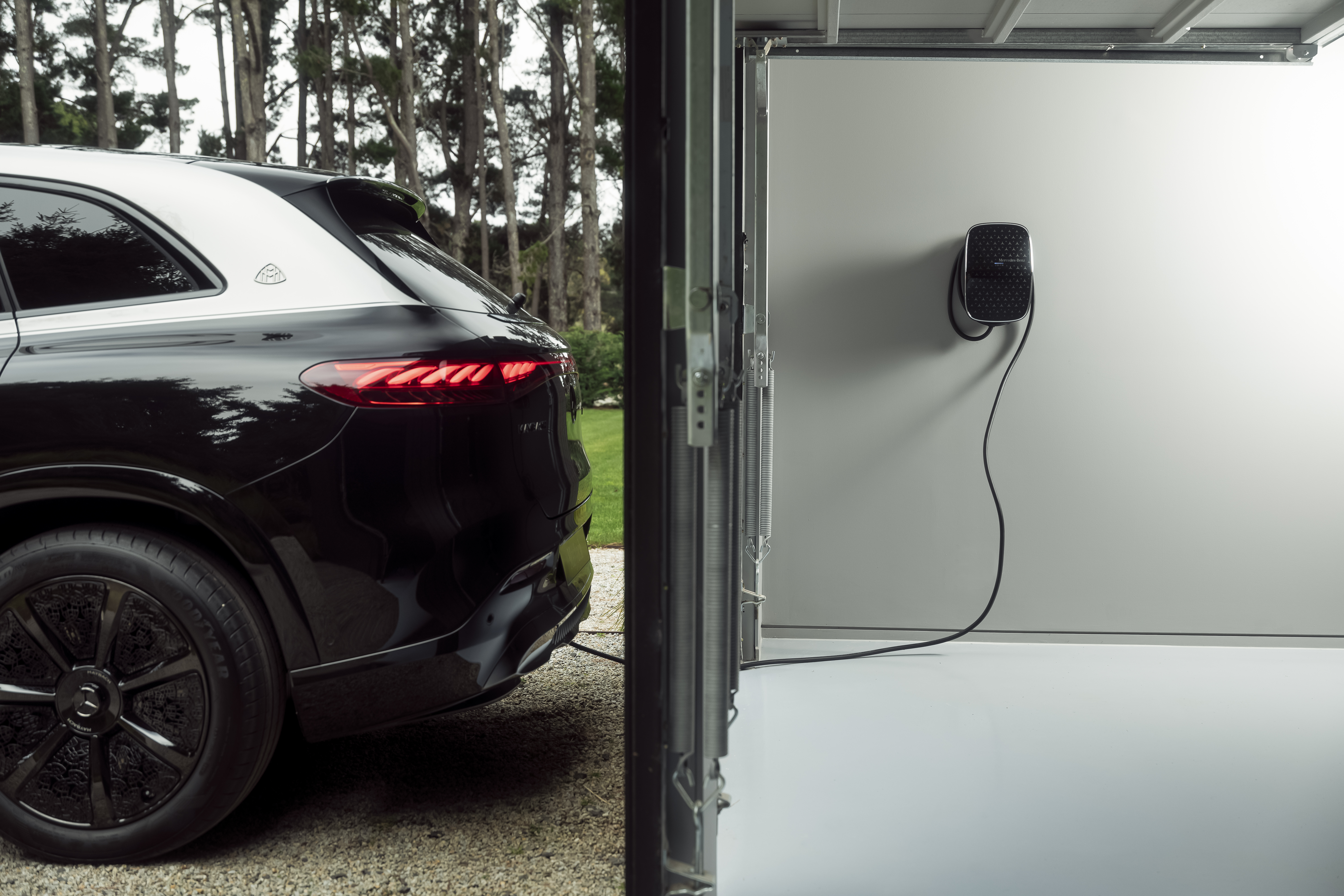Mercedes-Maybach EQS SUV Mercedes-Maybach EQS SUV being charged. Image credit/photographer: Alastair Brook