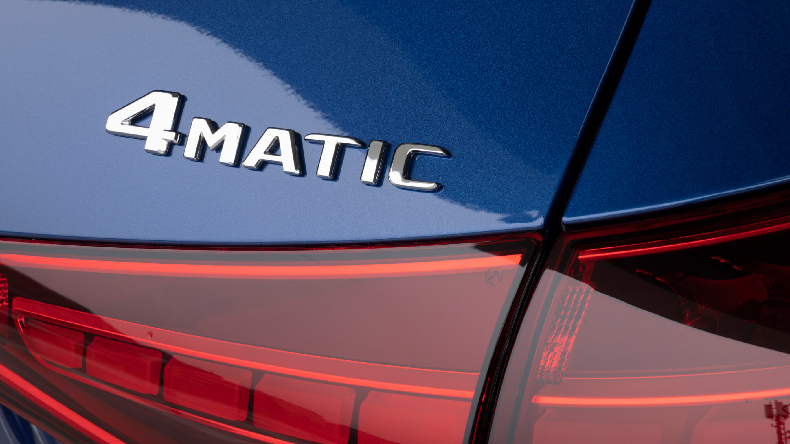Mercedes-Benz 4MATIC badge Mercedes-Benz 4MATIC badge
