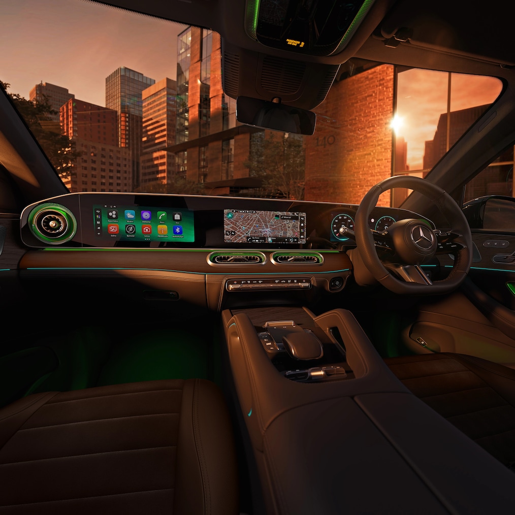 The dashboard features the new immersive MBUX Superscreen with three 31,2 cm (12.3") displays for personalised information and entertainment.