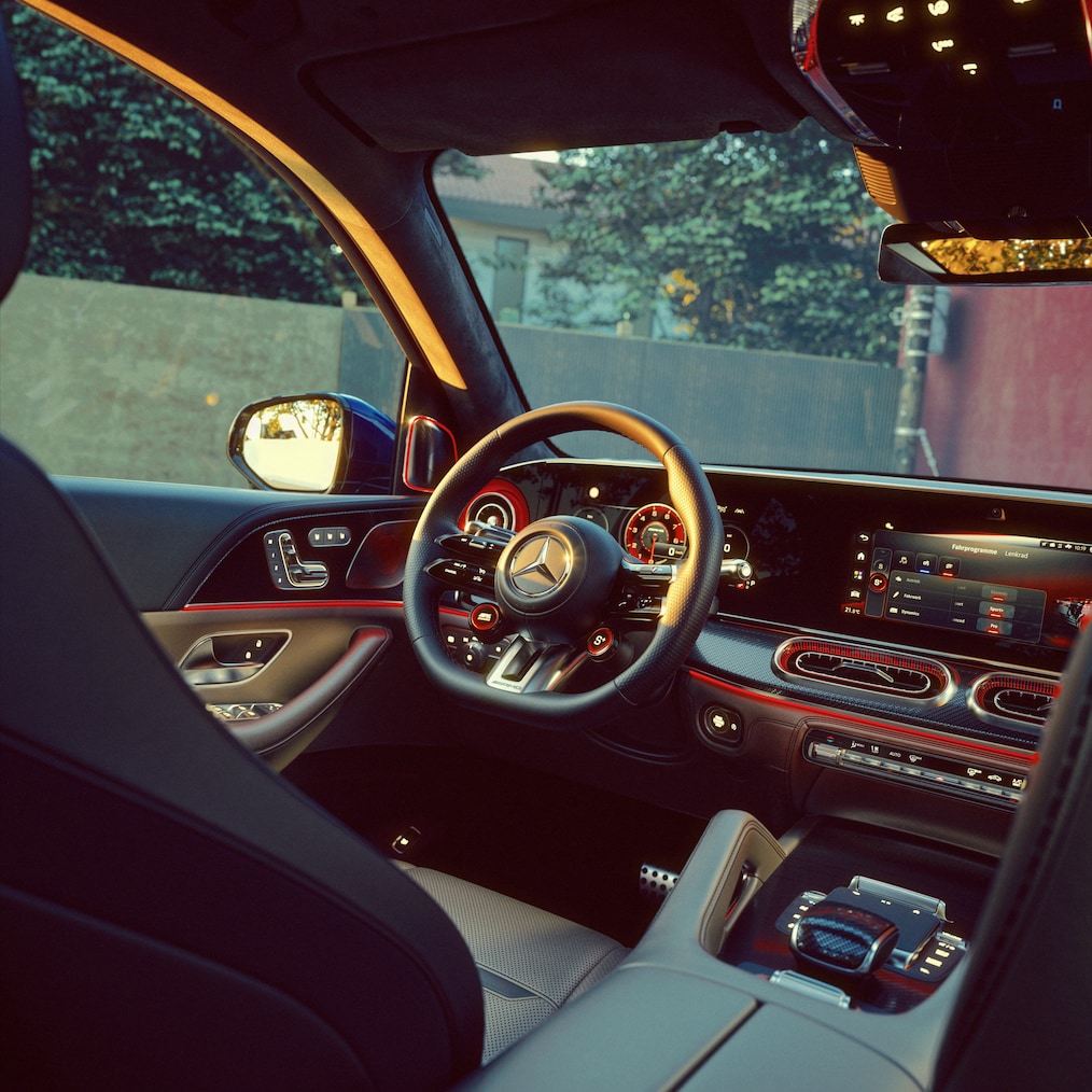 The AMG performance steering wheel of the new Mercedes-AMG GLS 63.