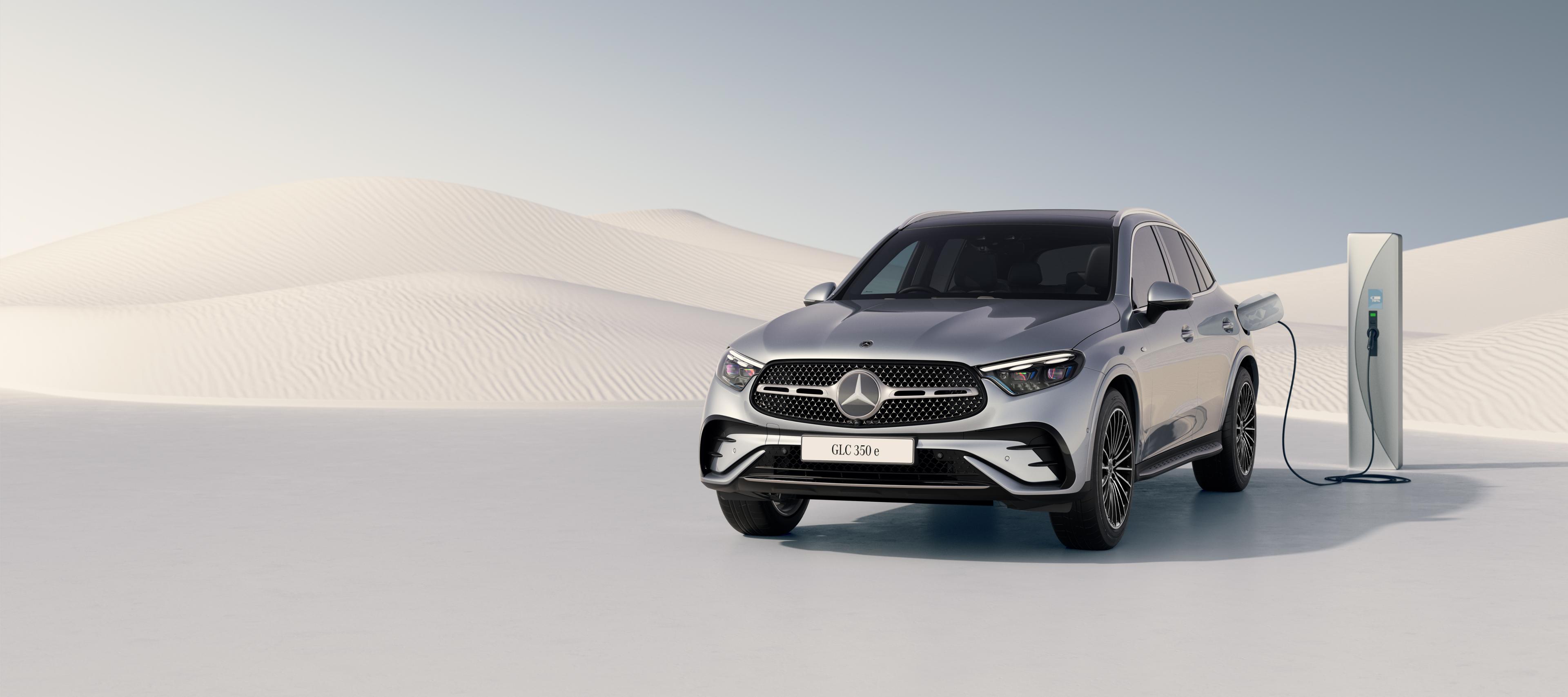 Plug-in hybrid models | Mercedes-Benz A plug-in hybrid vehicle from Mercedes-Benz.