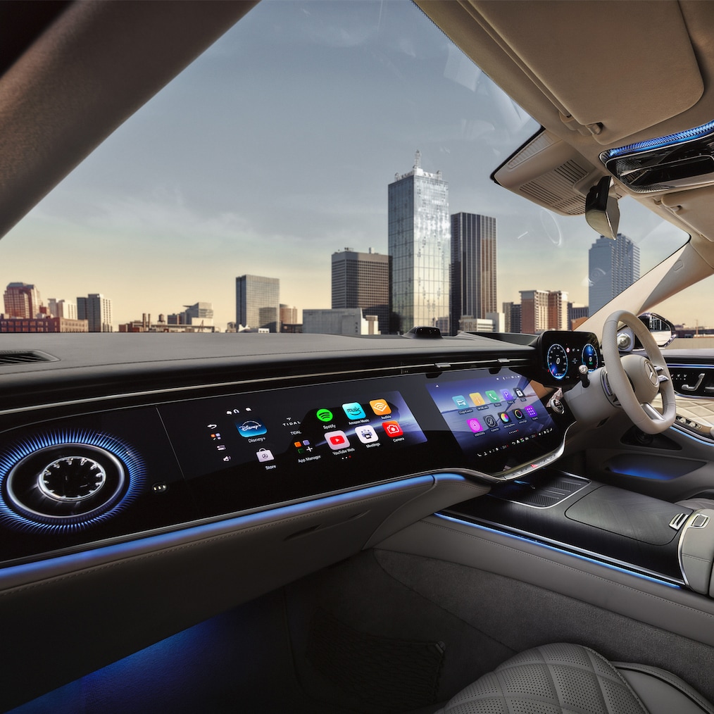 Interior | S-Class Saloon | Mercedes-Benz