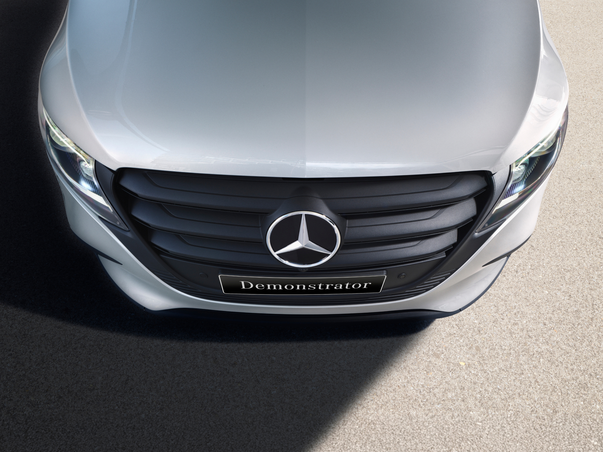 Mercedays A close up of the Vito front grill