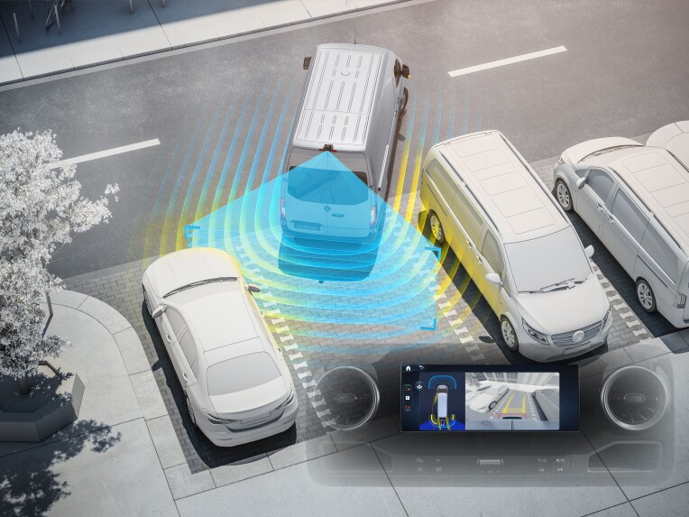 The reversing camera displays the area immediately behind the vehicle and can help you spot obstacles more easily.