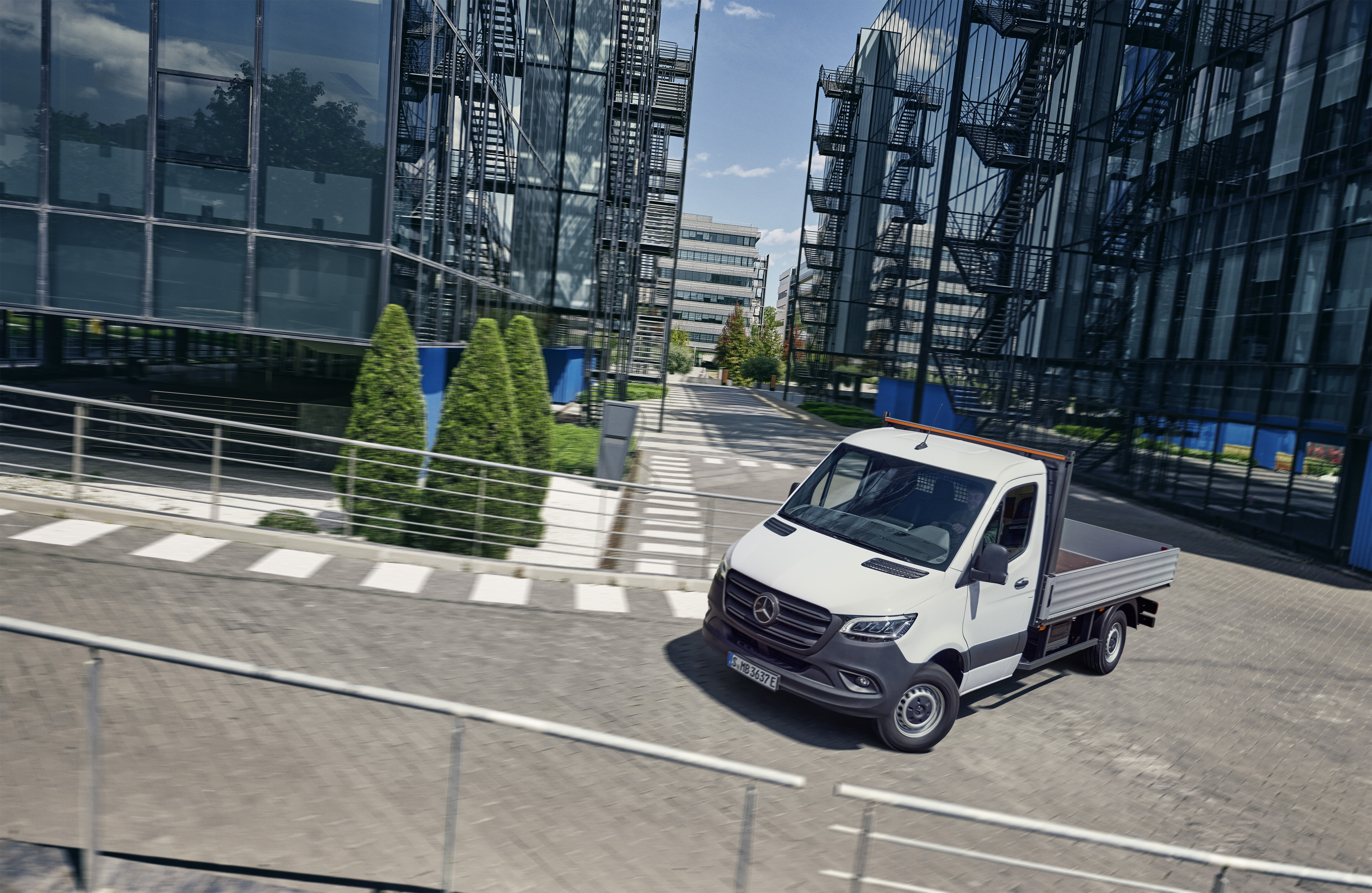 Sprinter Chassis | Mercedes-Benz The Mercedes-Benz Sprinter Chassis.