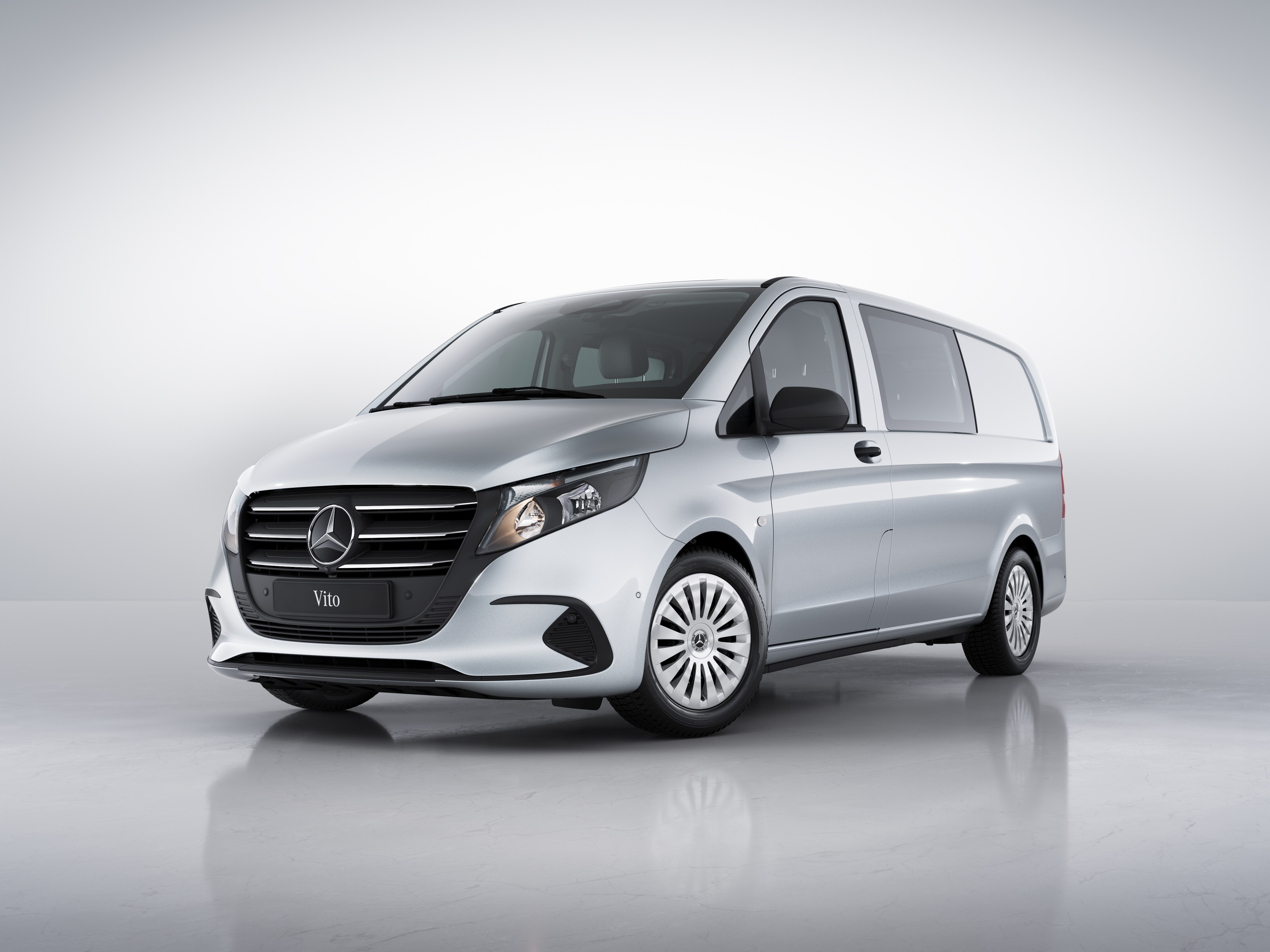 The Vito Mixto PRO offers additional comfort and more flexibility - especially on long journeys.