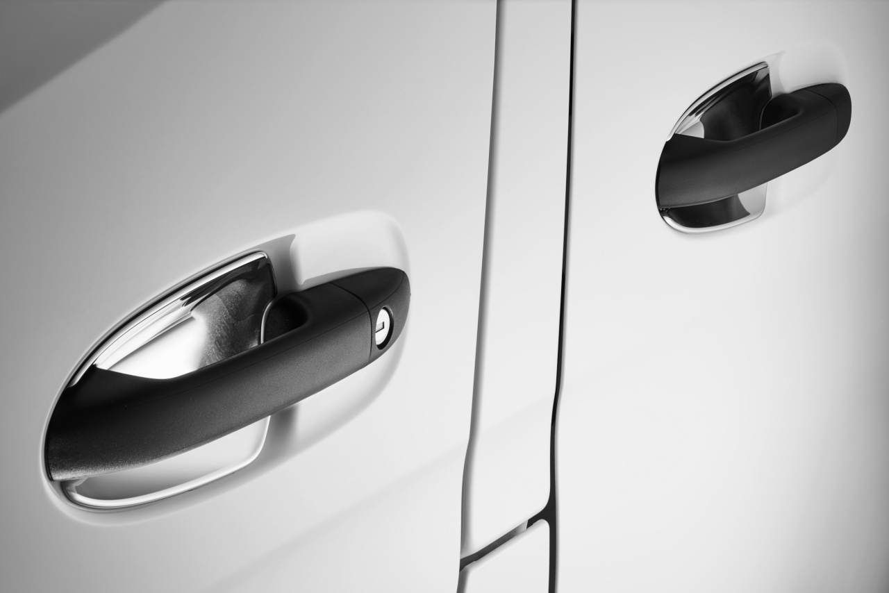 Chrome door cups Chrome door cups