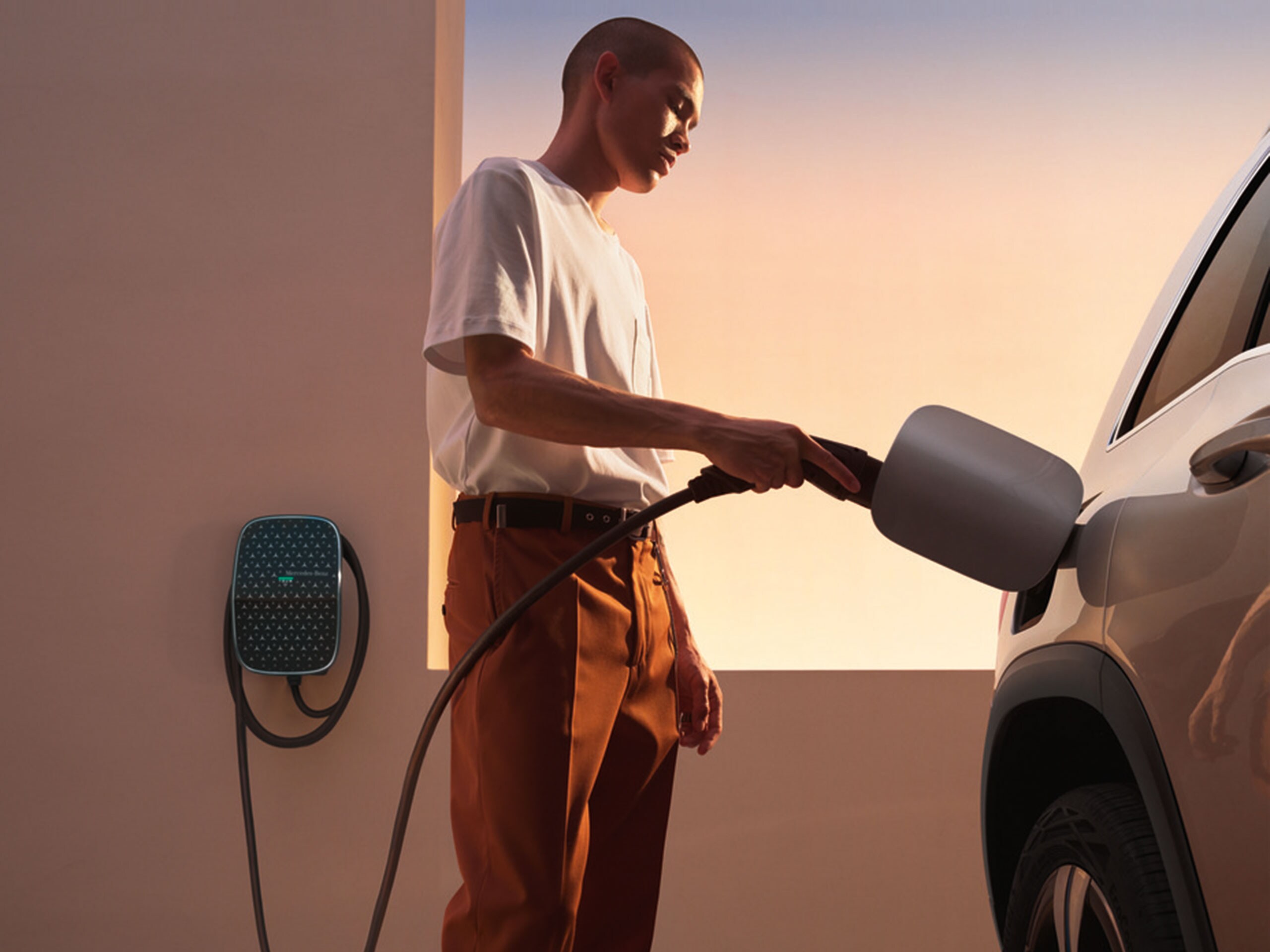 Mercedes-Benz Wallbox with fixed charging cable