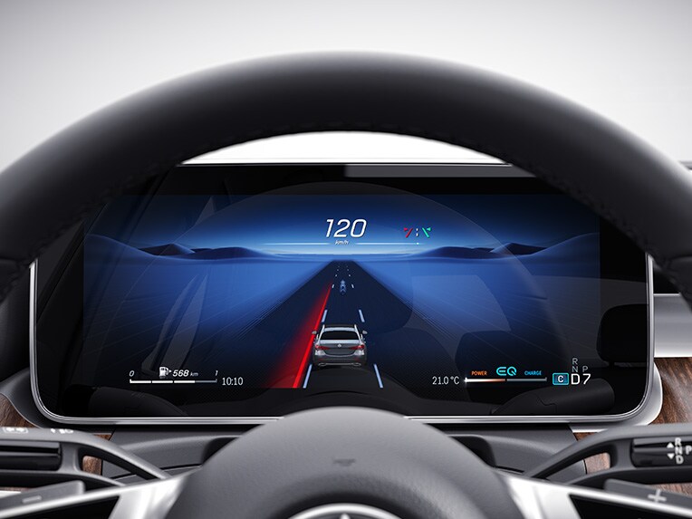 Active Lane Keeping Assist in the Mercedes-Benz C-Class Saloon.