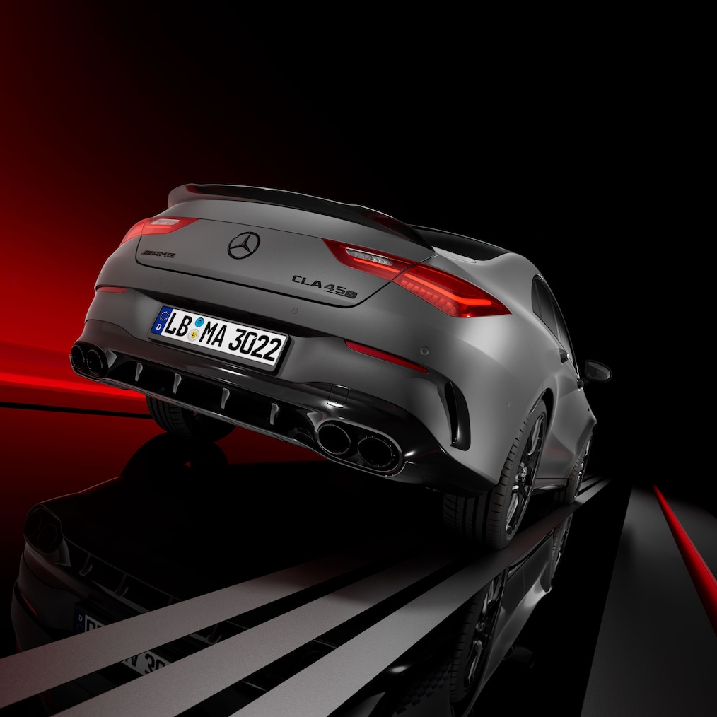 Front side view of a Mercedes-AMG CLA 45 S 4MATIC+ Coupé.