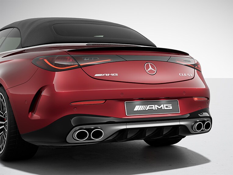 The CLE Cabriolet from Mercedes-AMG with AMG Exterior Carbon-Fibre Package II.