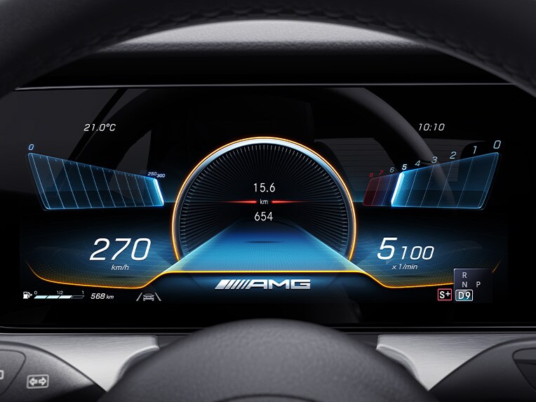 Interior of the Mercedes-AMG E 53 4MATIC+ Cabriolet.