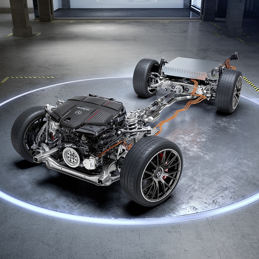 The chassis with AMG drivetrain of the Mercedes-AMG E 53 HYBRID 4MATIC+.