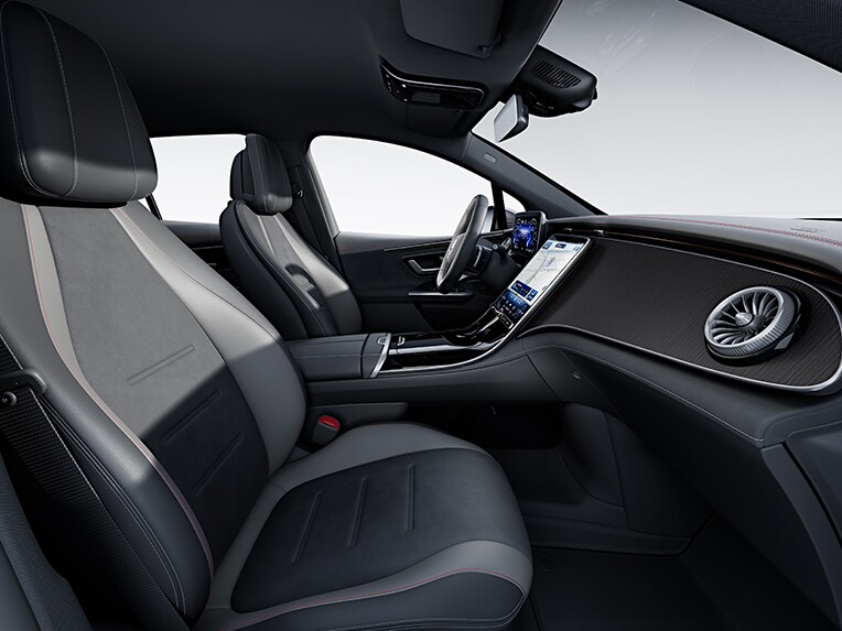 Interior of the new EQE SUV from Mercedes-Benz with the AMG Line Interior equipment line.