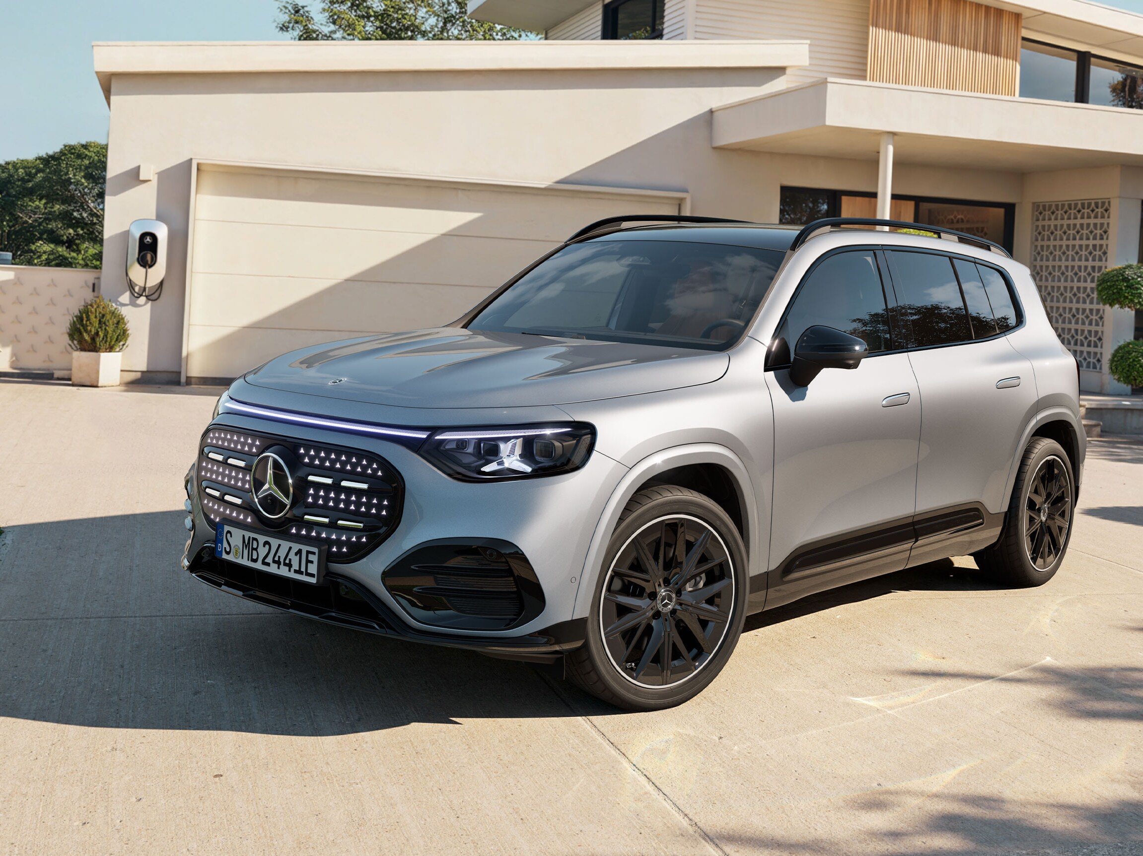 The all new Mercedes-Benz GLA electric.