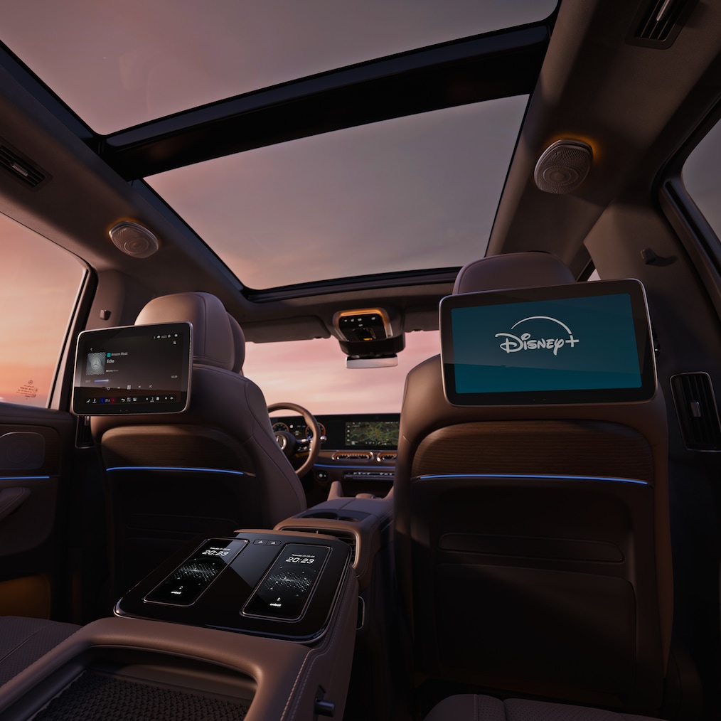MBUX High-End Rear Entertainment System of the new GLS from Mercedes-Benz.