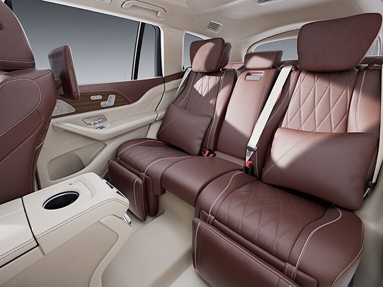 Mercedes-Maybach GLS interior with the MANUFAKTUR leather package.