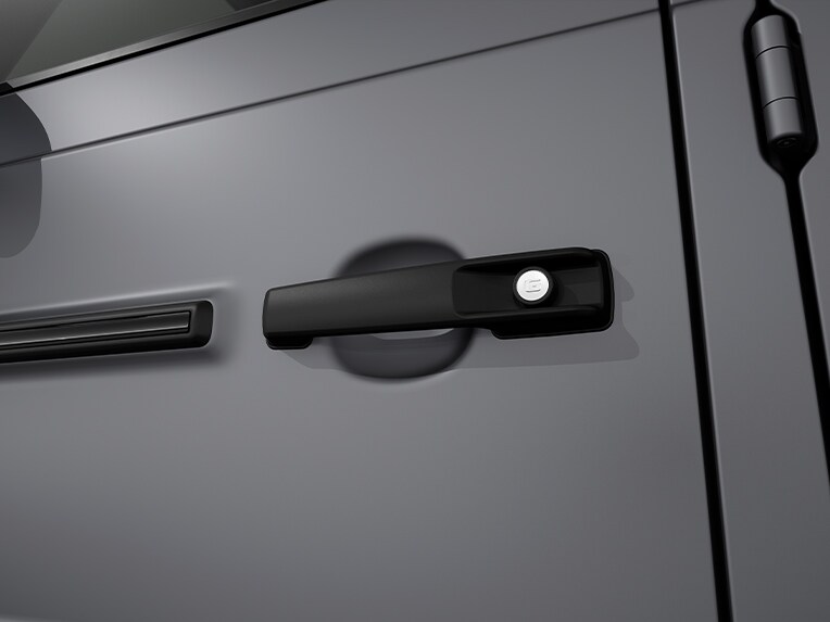 The MANUFAKTUR Logo Package of the Mercedes-Benz G-Class.