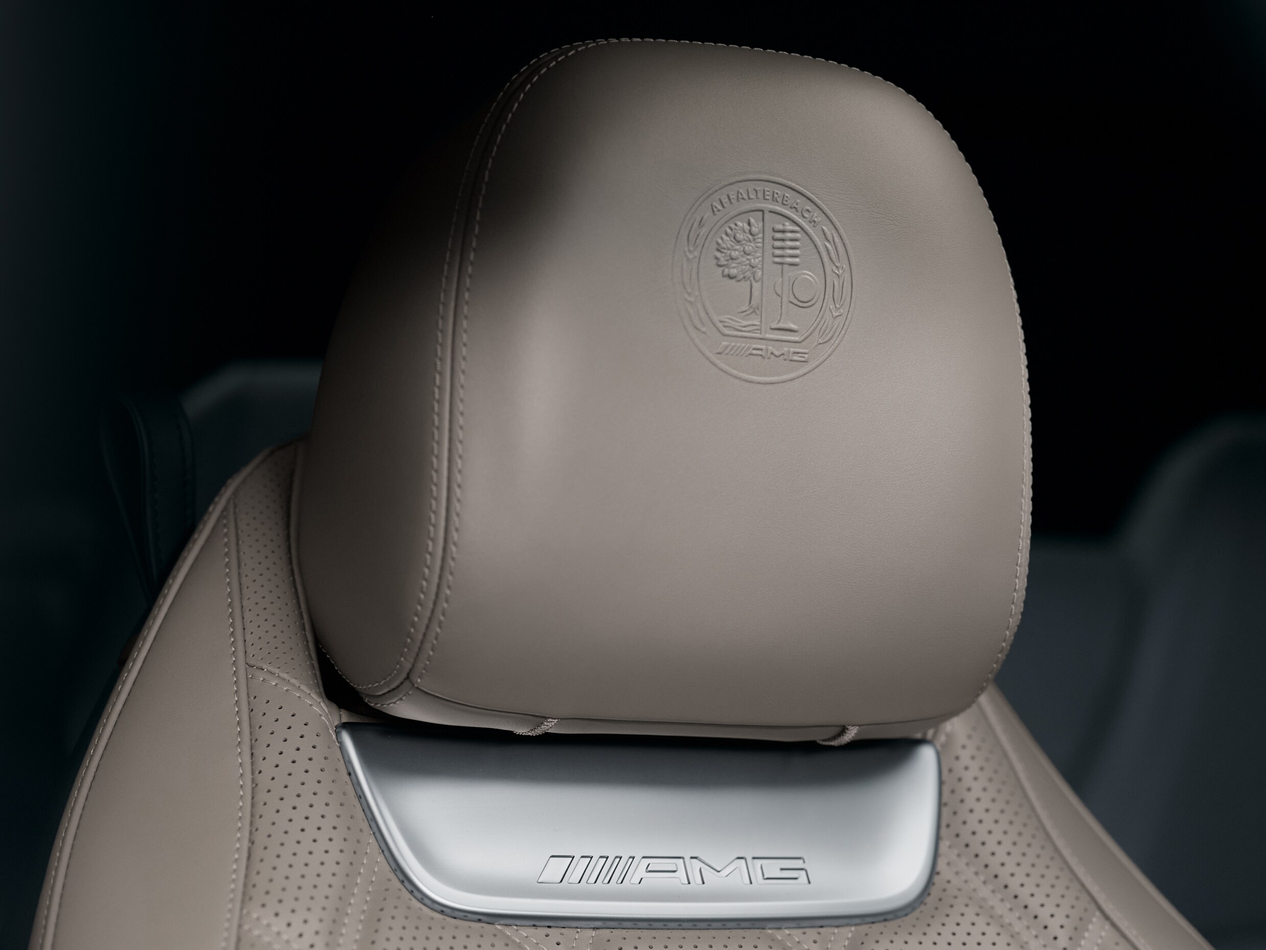 MANUFAKTUR upholstery