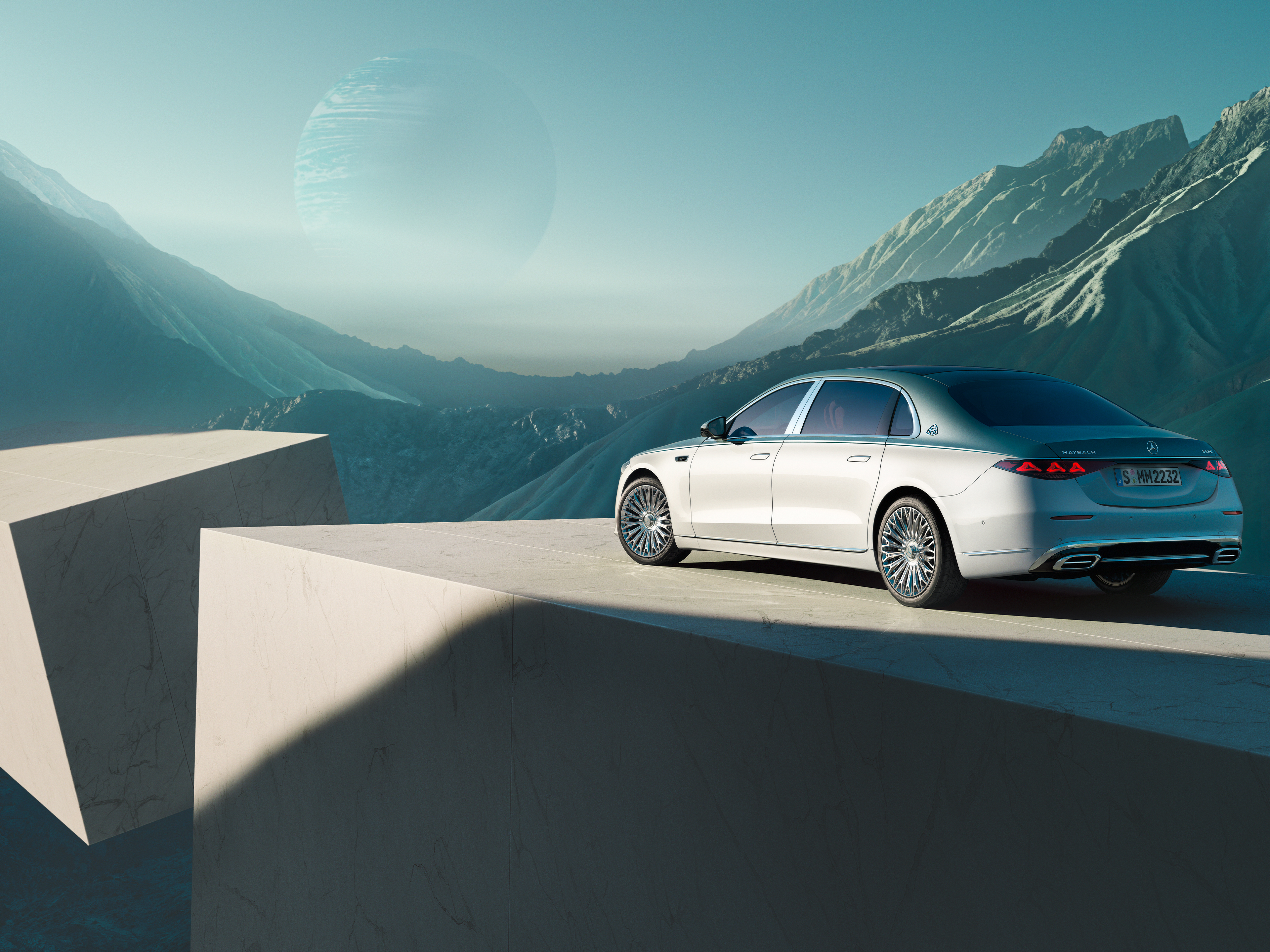 S-Class | Trademark | Mercedes-Maybach Side view of the Mercedes-Maybach S-Class.