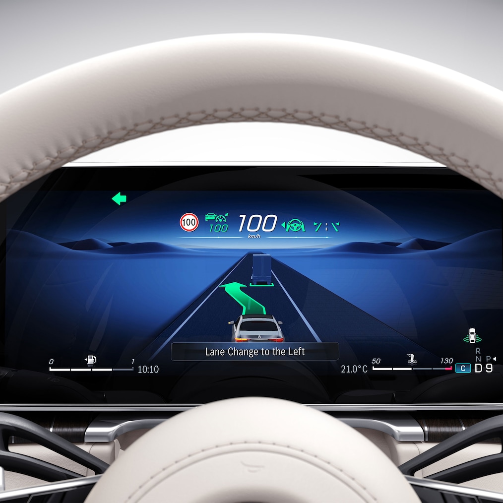 The driver display of the Mercedes-Benz S-Class Saloon.