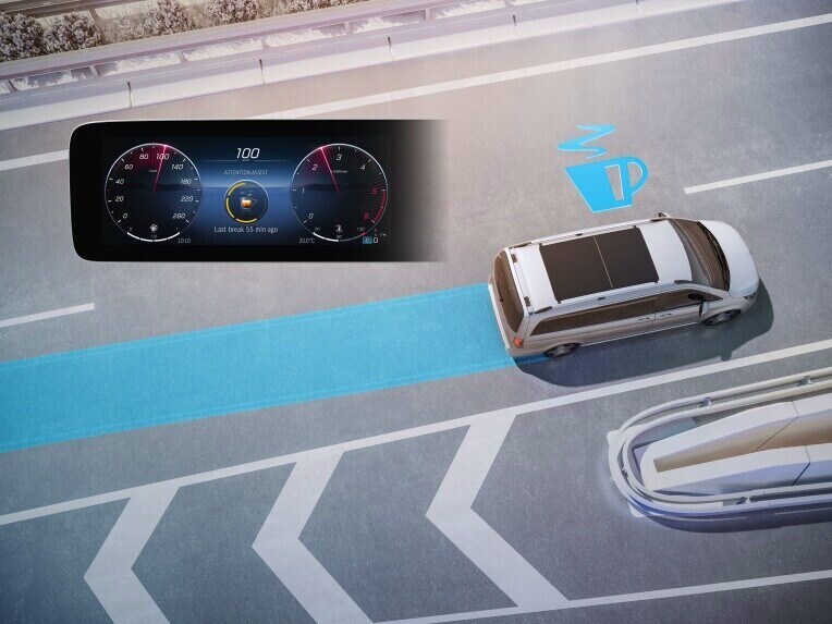 The ATTENTION ASSIST system can help to avoid momentary microsleep.