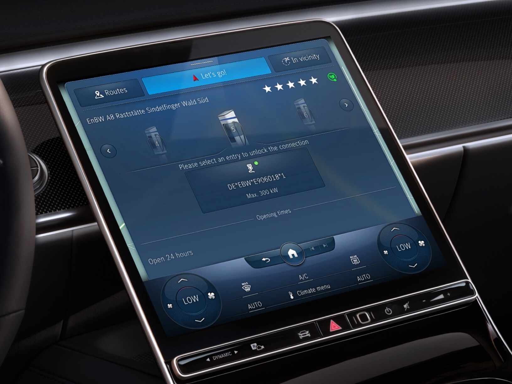 The MBUX multimedia system displays the charging stations in the vicinity via Mercedes me Charge.