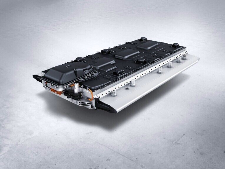 Turn your Mercedes-Benz into a multifunctional all-rounder.