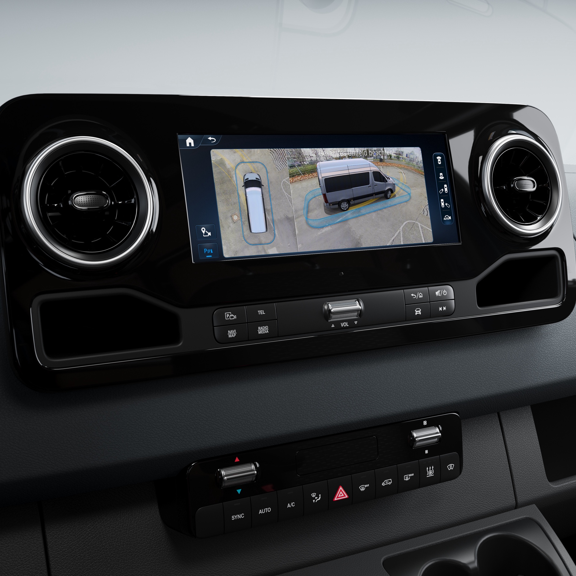 Vehicle Characteristics | Sprinter | Mercedes-Benz 360° surround view display of the Parking Package for the Mercedes-Benz Sprinter.