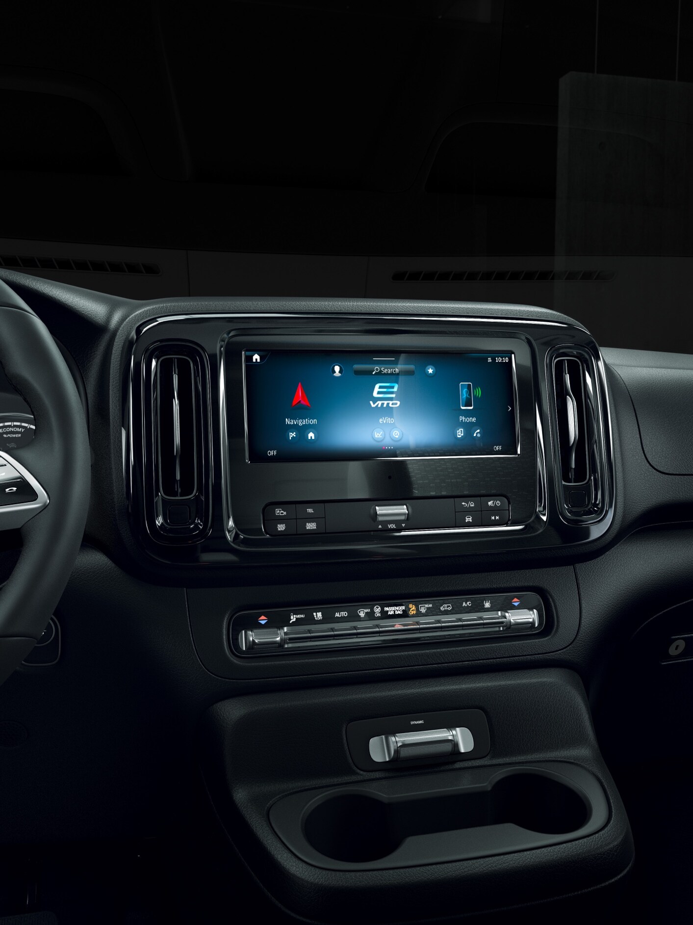 The MBUX multimedia system in the Mercedes-Benz eVito.