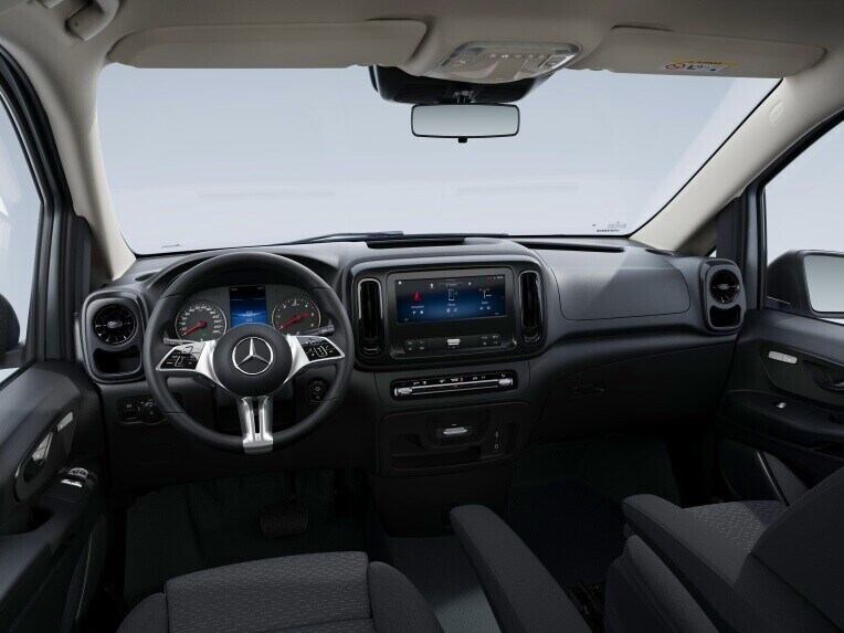 The Vito Mixto PRO offers additional comfort and more flexibility - especially on long journeys.