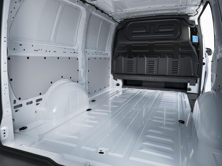 Panelling in the upper segments of the sidewalls in the load compartment better protects the surfaces against damage.