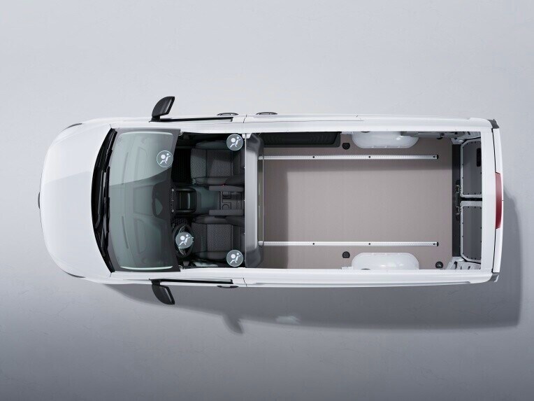 The thorax-pelvis side airbag can help protect the upper body and pelvic area of the driver or front passenger in the event of an accident.