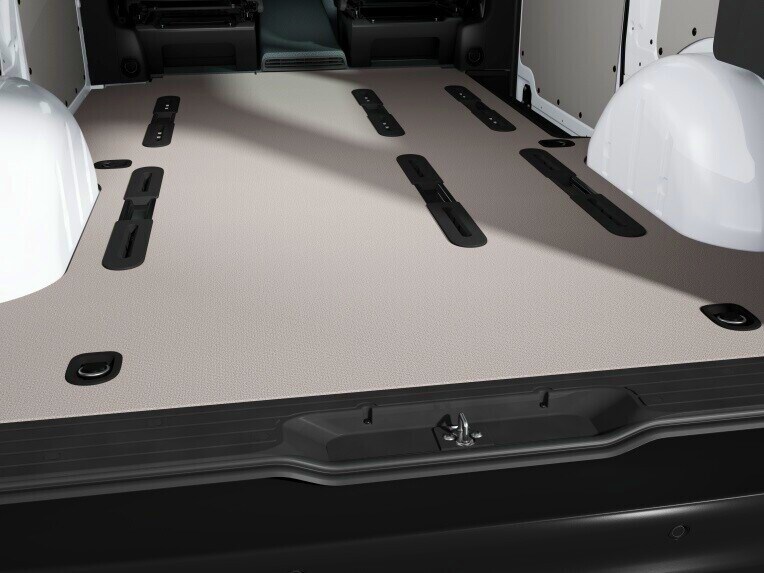The wood floor is very robust and is therefore particularly suitable for transporting heavy loads.