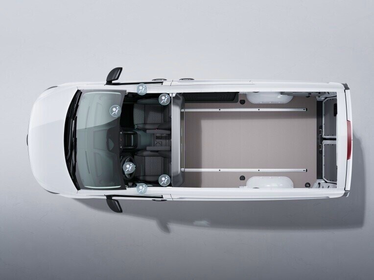 The window airbags for driver, front passenger offer a higher level of protection against head and face injuries in a severe side-on collision.